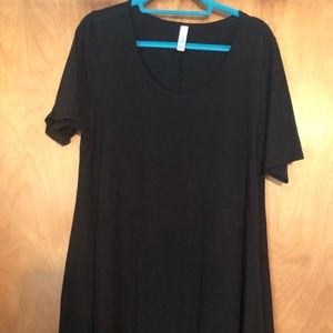 Black Lularoe perfect tee